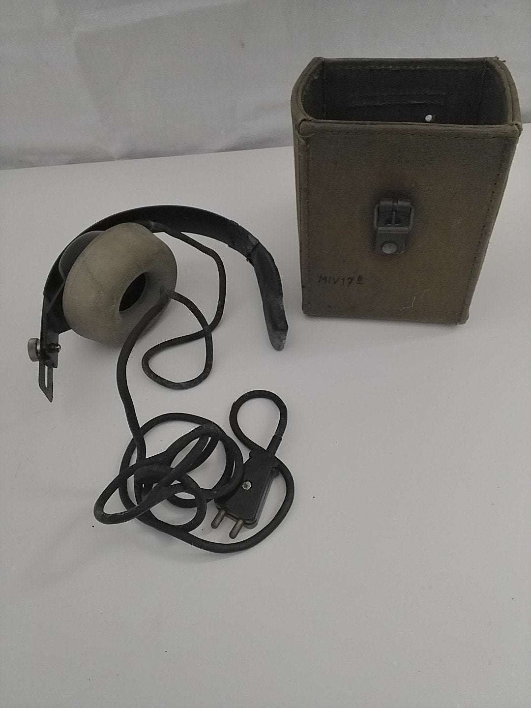 Vintage militaire koptelefoon met etui, Ophalen of Verzenden