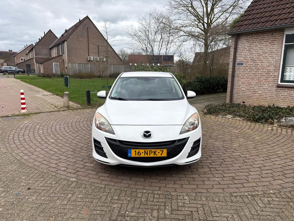 Mazda 3 1.6 Sport 2010 Wit, Voorwielaandrijving, 4 cilinders, 1165 kg, Stoelverwarming