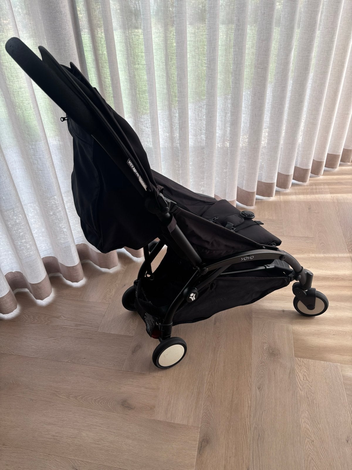 Babyzen Yoyo met voetenplankje, opbergtas en regenhoes, Kinderen en Baby's, Kinderwagens en Combinaties, Ophalen, Gebruikt, Kinderwagen