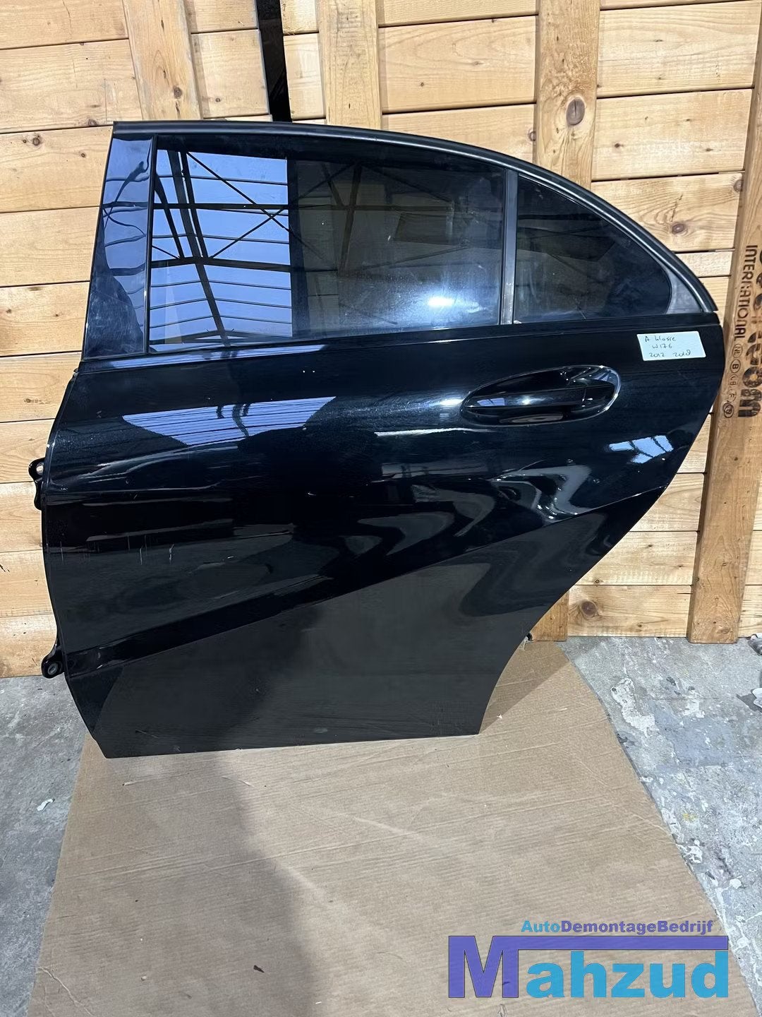 MERCEDES A KLASSE W176 zwart links achter deur 2012-2018, Gebruikt, Mercedes-Benz AG, Deur, Mercedes-Benz
