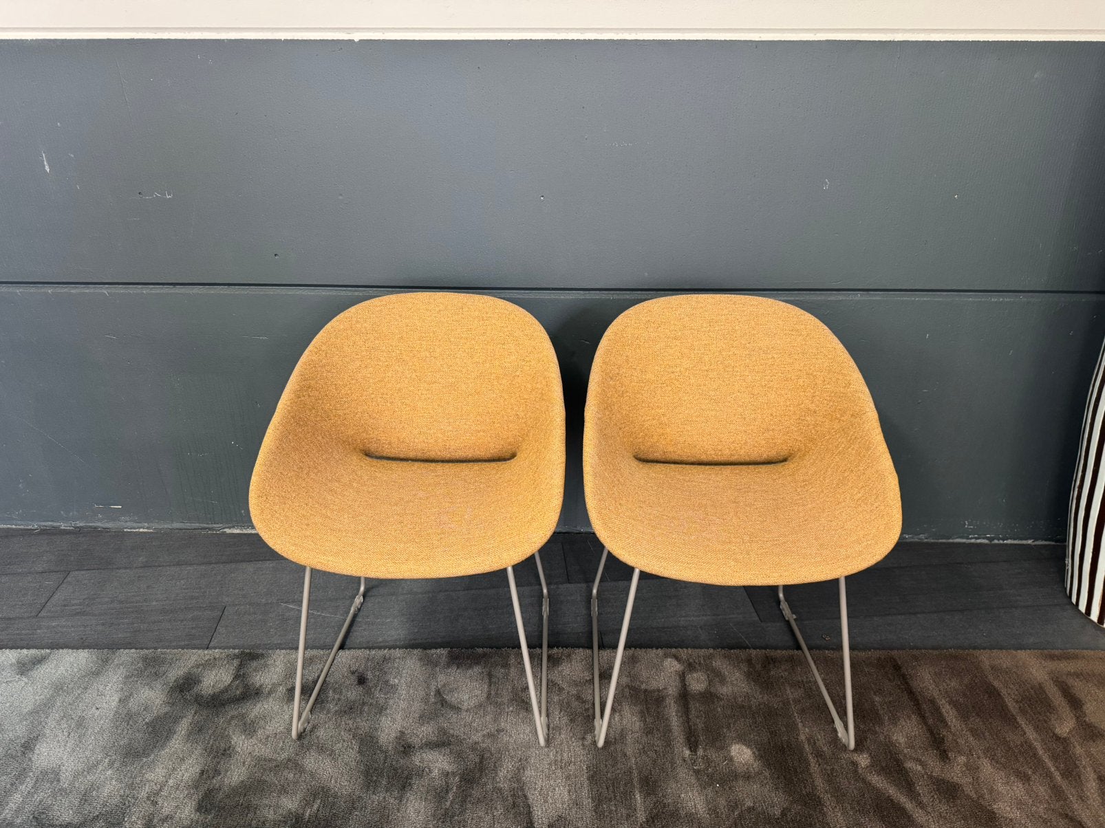 Showroommodel Artifort Beso stoel | Amdal 480, Huis en Inrichting, Stoelen, Ophalen, Twee, Overige kleuren, Zo goed als nieuw