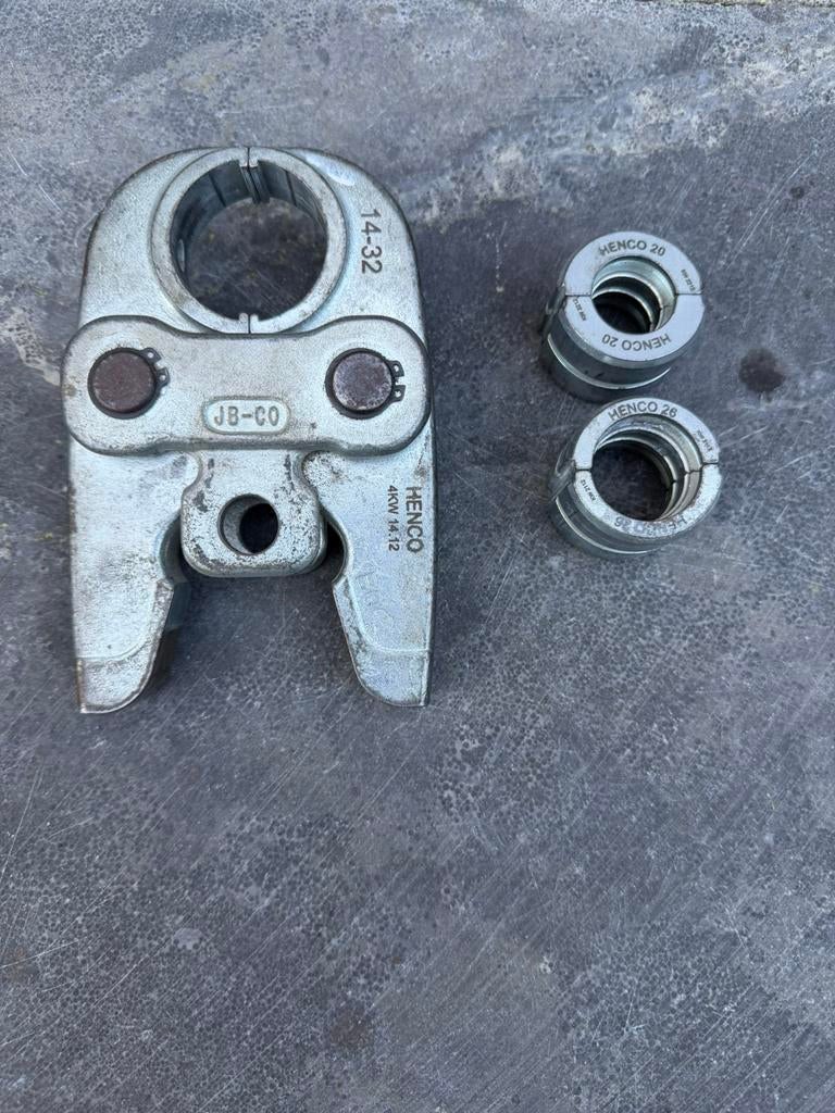 Henco moederbek met persringen 20 en 26 mm gebruikt, Ophalen, Gebruikt