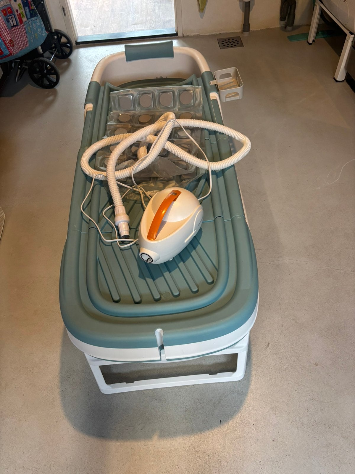 Bad met bubbel mat, Ophalen, Zo goed als nieuw, Meerkleurig, Overige merken