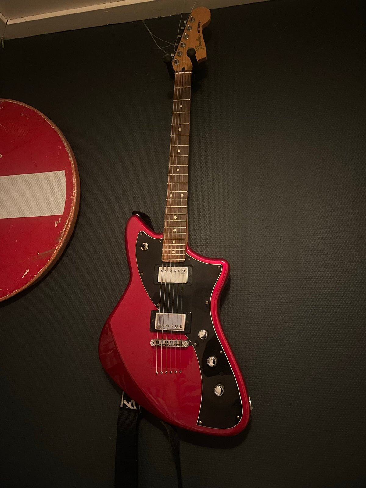 Fender Meteora HH PF fiesta Red Alternate Reality, Muziek en Instrumenten, Snaarinstrumenten | Gitaren | Elektrisch, Ophalen, Zo goed als nieuw