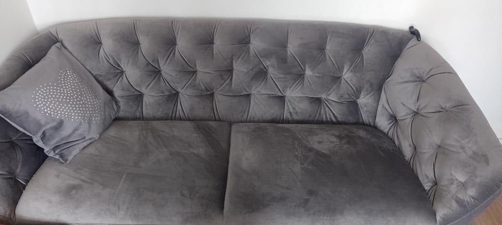 Grijze velvet bank, Huis en Inrichting, Banken | Bankstellen, Ophalen, Gebruikt, Minder dan 75 cm, 150 tot 200 cm
