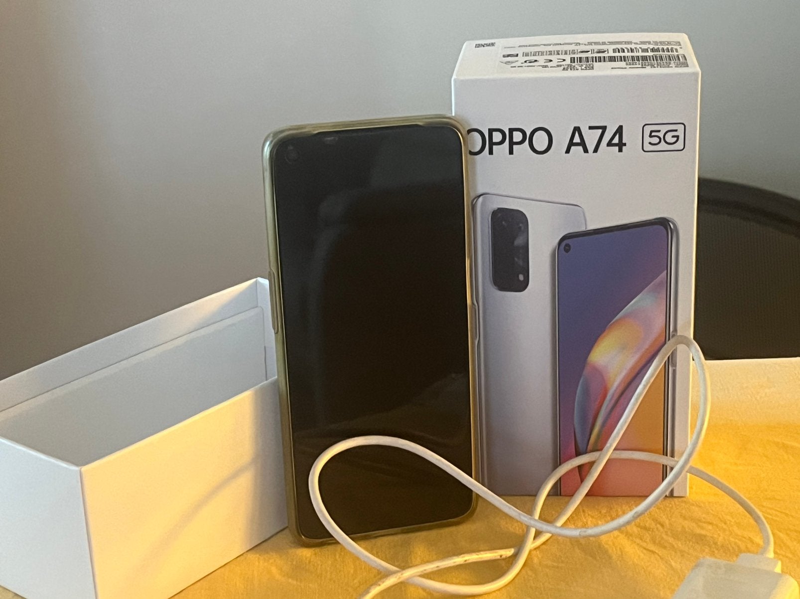 Fluid Black Android telefoon OPPO, Ophalen, Gebruikt, 3 tot 6 megapixel, Klassiek of Candybar