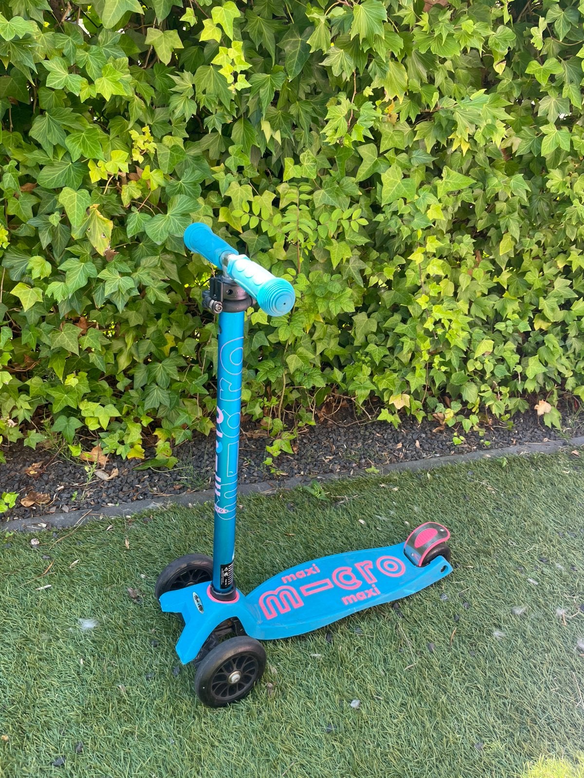 Micro maxi step lichtblauw met roze, Fietsen en Brommers, Steps, Ophalen, Zo goed als nieuw, Gewone step