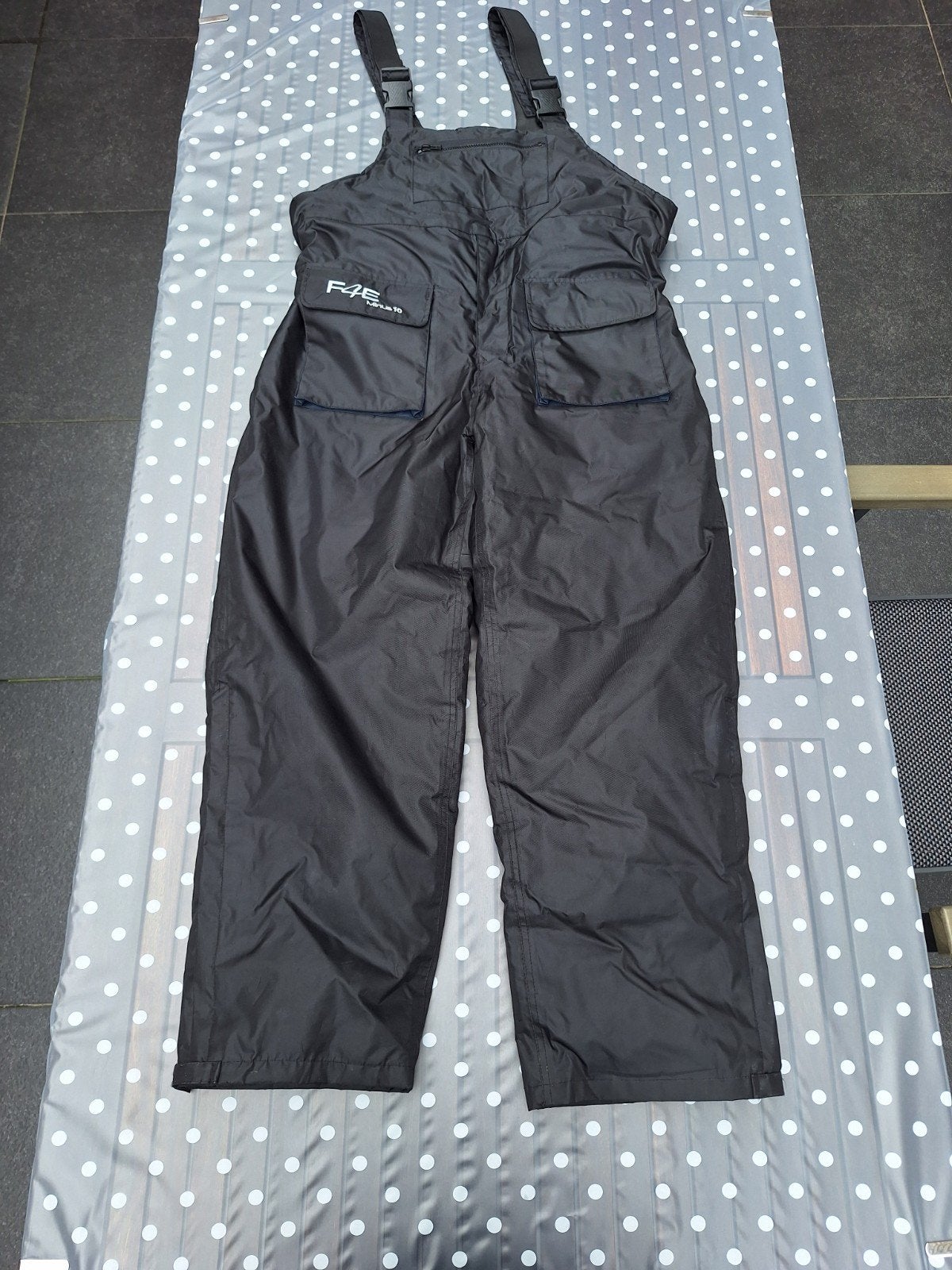 Visbroek / overal, Ophalen, Zo goed als nieuw, Kleding