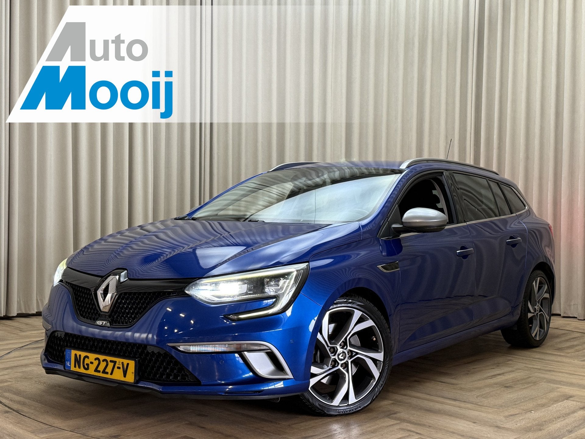 Renault Mégane Estate 1.6 TCe GT OrgNL! / Bose / Alcantara, 1618 cc, Gebruikt, 4 cilinders, Met garantie (alle)