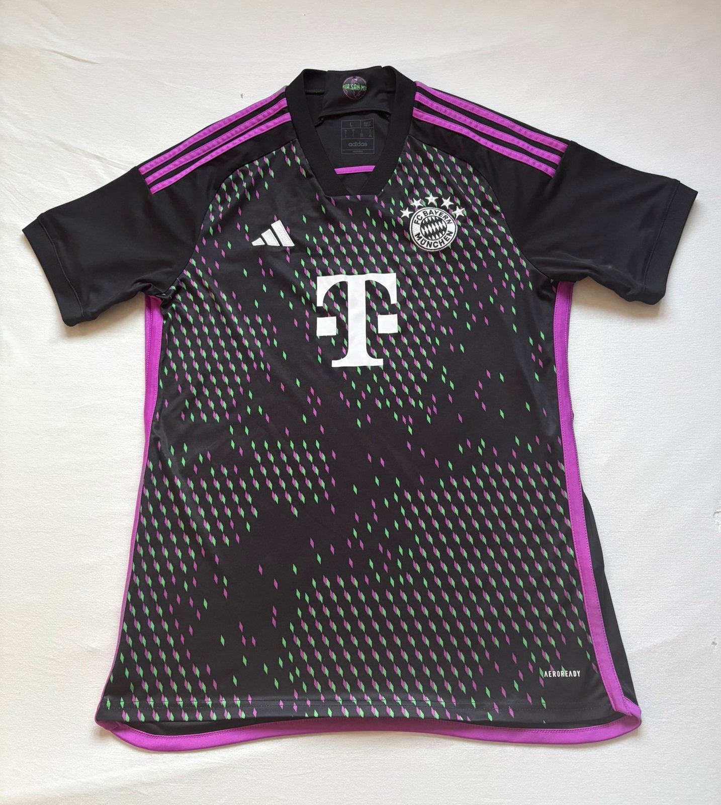 Origineel Adidas Bayern München 2023-2024 Uitshirt, Maat M, Verzenden, Zo goed als nieuw, Shirt