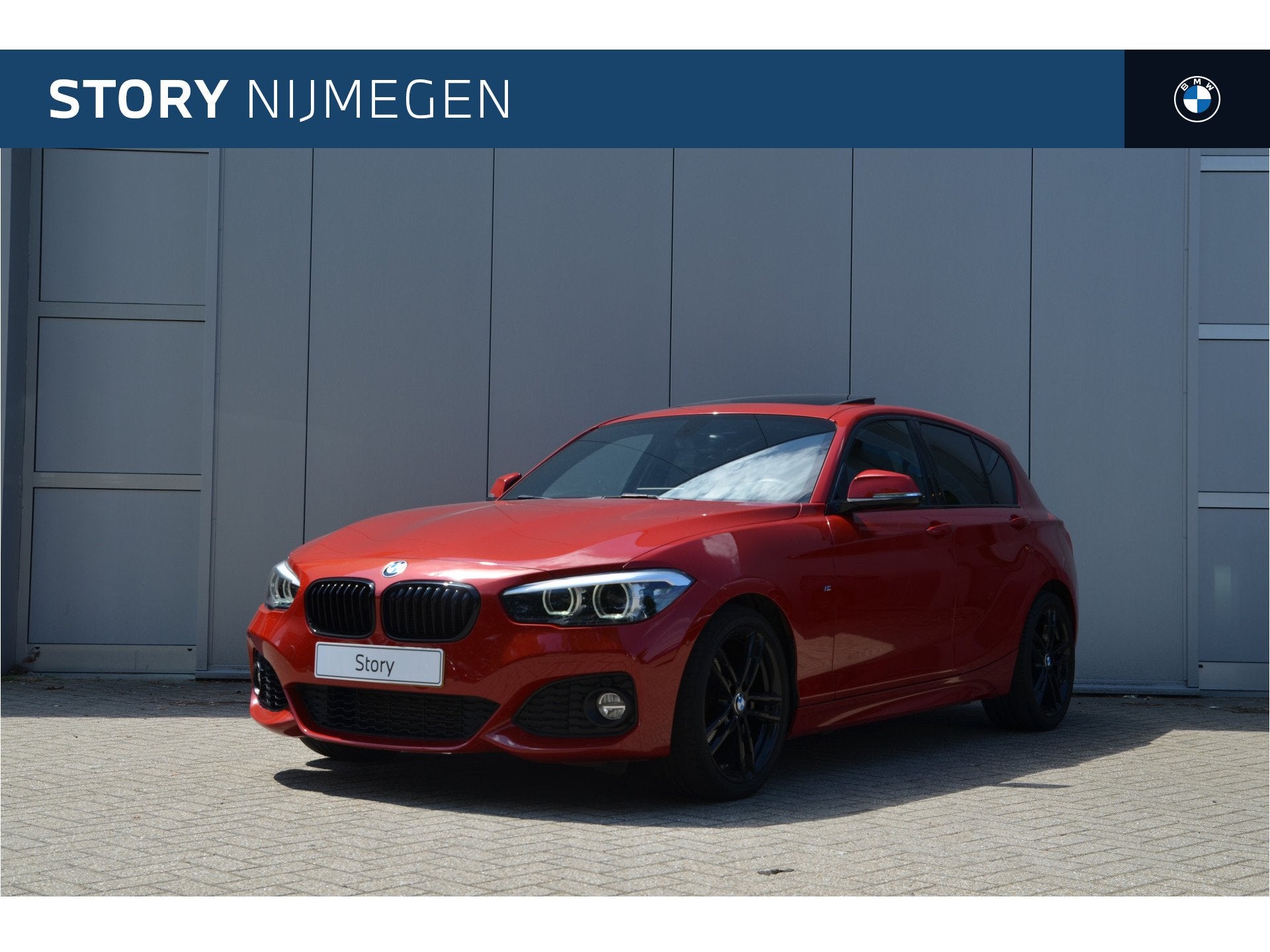 BMW 1 Serie 118i High Executive M Sport Automaat / Schuif-ka, Gebruikt, Bedrijf, 650 kg, 3 cilinders