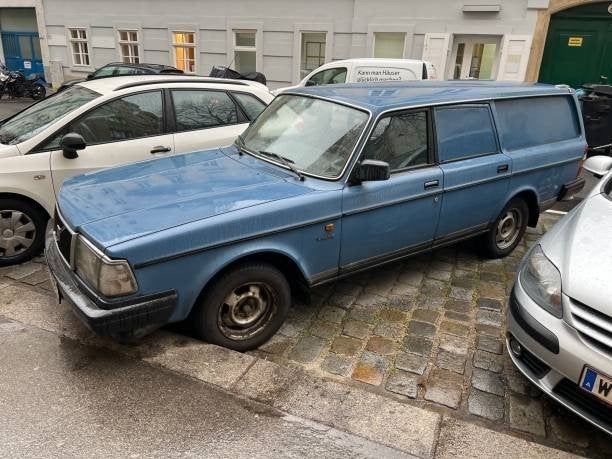 gezocht volvo 240 sloop auto voor de cross, Auto-onderdelen, Ophalen of Verzenden, Volvo