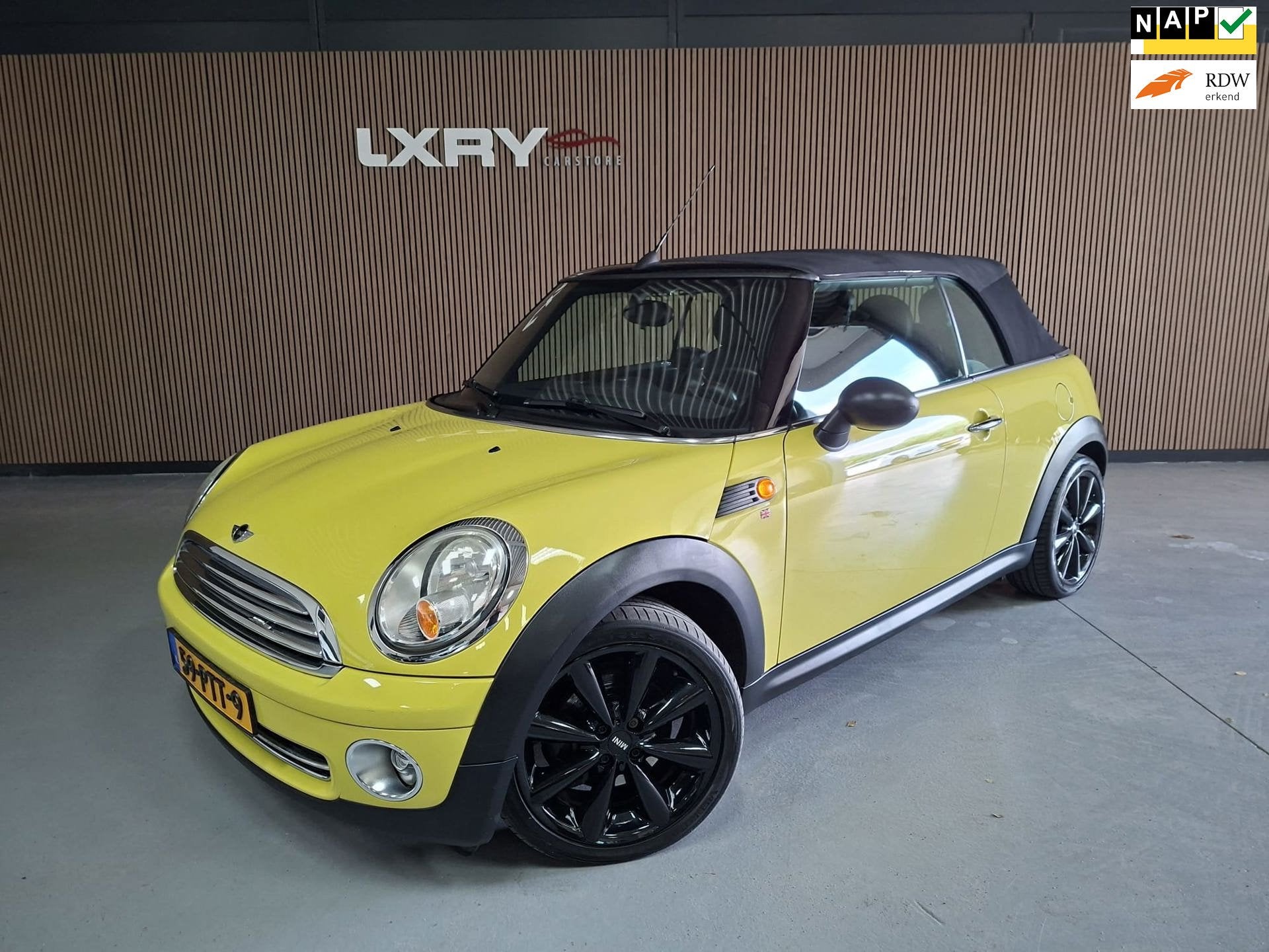 Mini Cabrio 1.6 One Anniversary | Airco| Carplay | Navi | PD, Auto's, Mini, Voorwielaandrijving, Euro 5, Gebruikt, 4 cilinders
