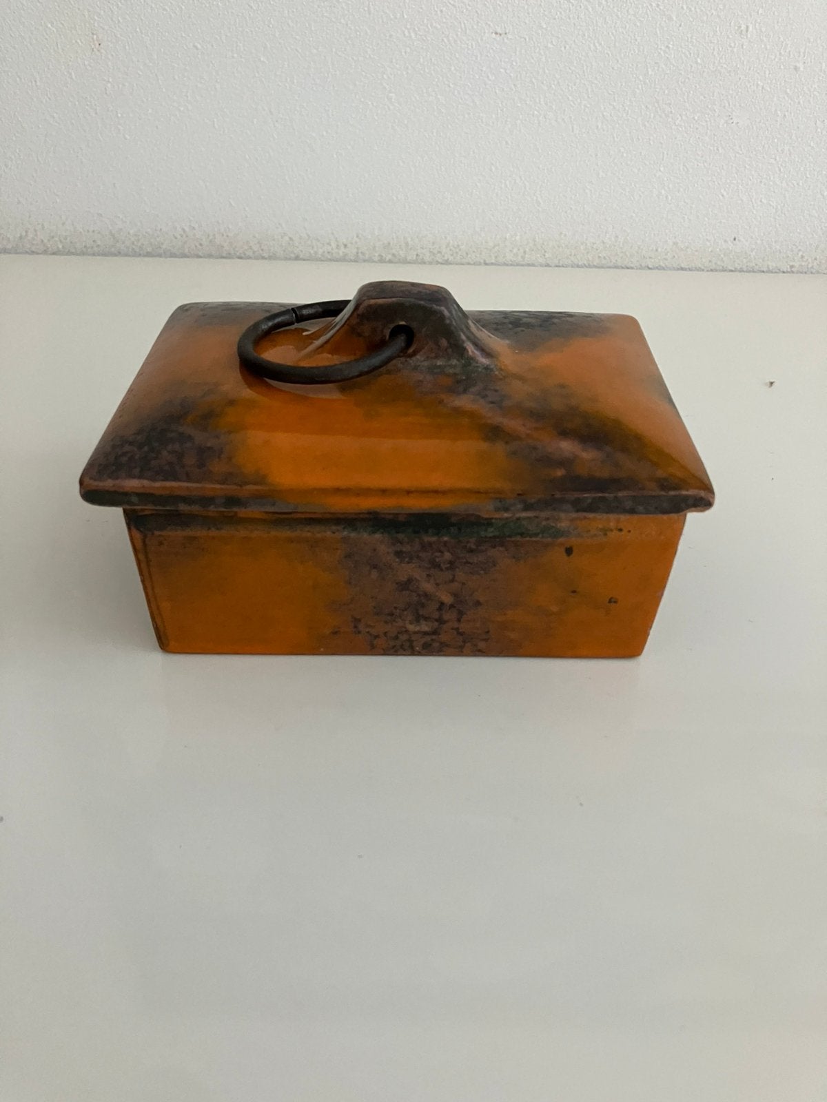 Bitossi of Alvino Bagni keramiek doosje met stalen ring, Antiek en Kunst, Ophalen of Verzenden