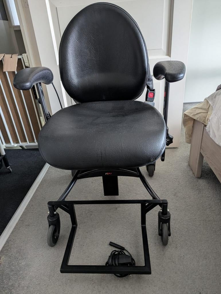 VELA tango 200ef trippelstoel, Ophalen, Gebruikt, Zwart, Leer