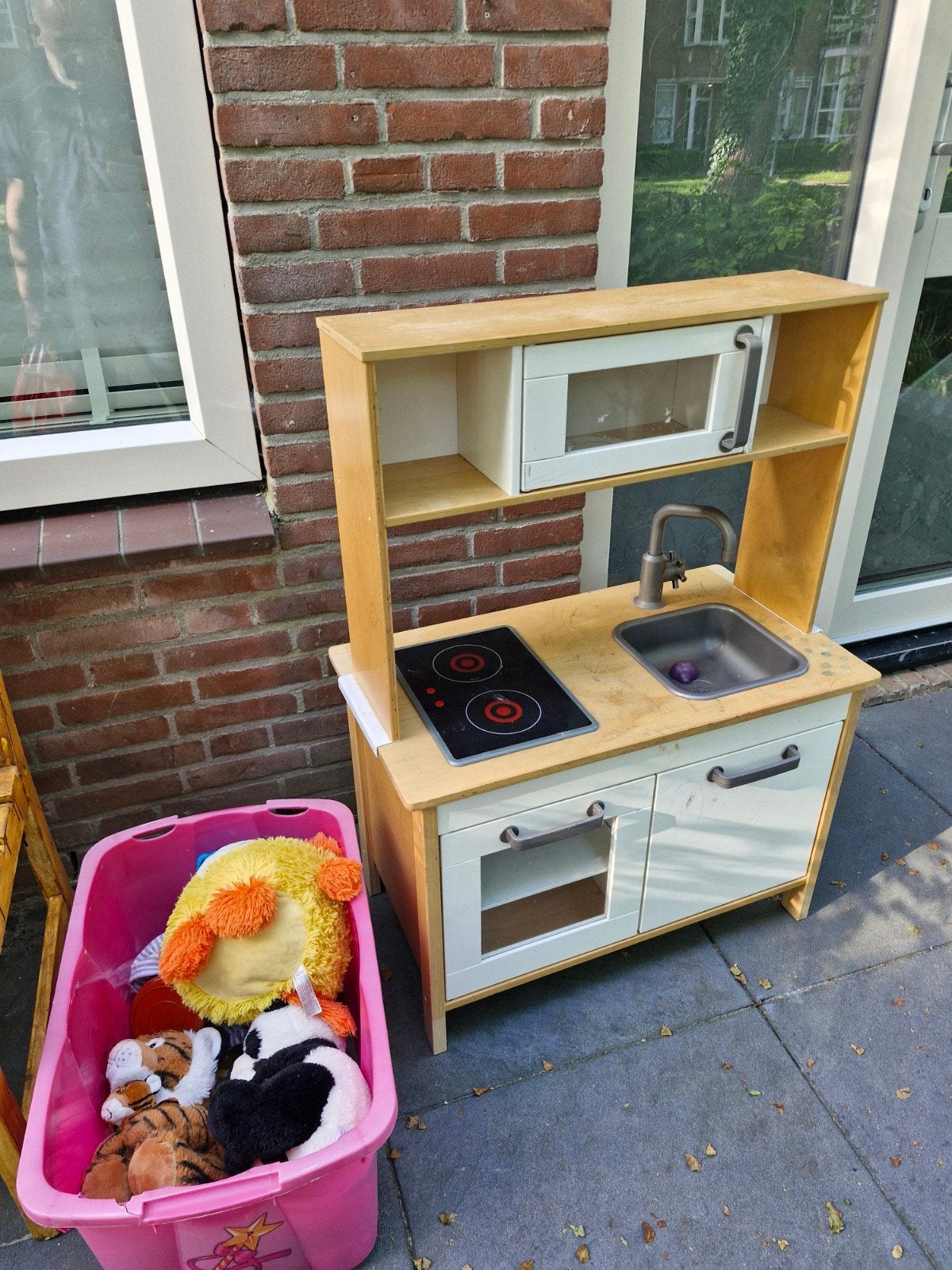 Gratis Kinderen keuken Leuke knuffels: tijger, panda en eend, Oranje, Gebruikt, Ophalen of Verzenden, Middelgroot (20 tot 80 cm)