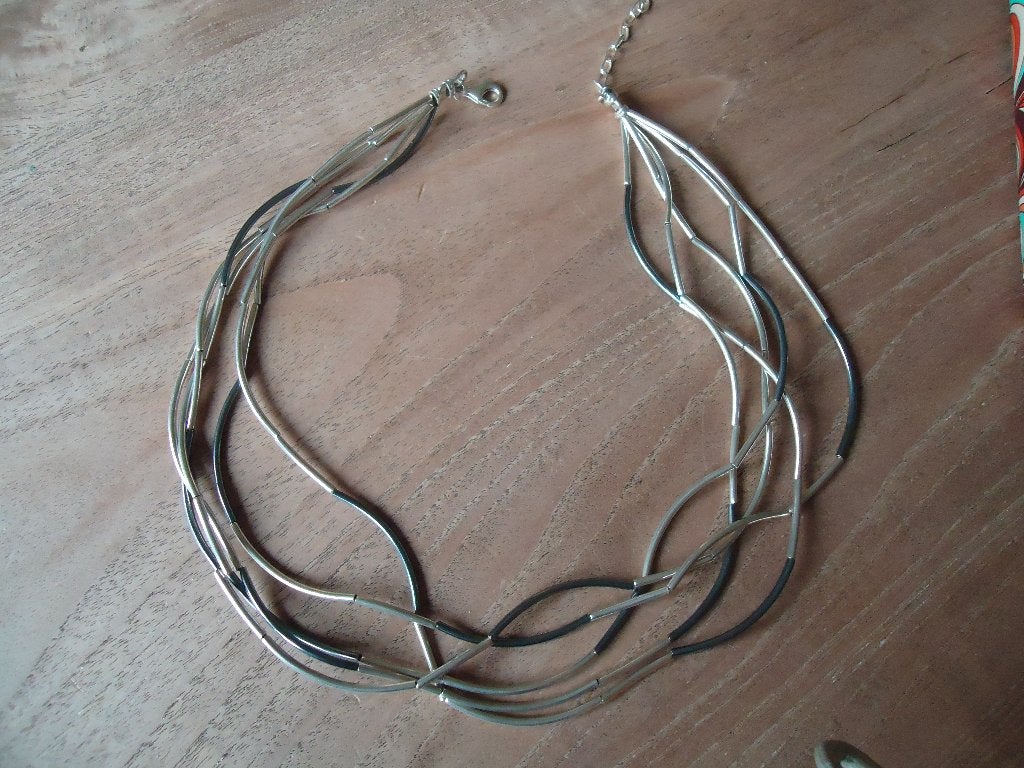 mooie echt zilveren ketting buisjes verschillende strengen, Verstelbaar, Ophalen of Verzenden, Zo goed als nieuw, Zilver