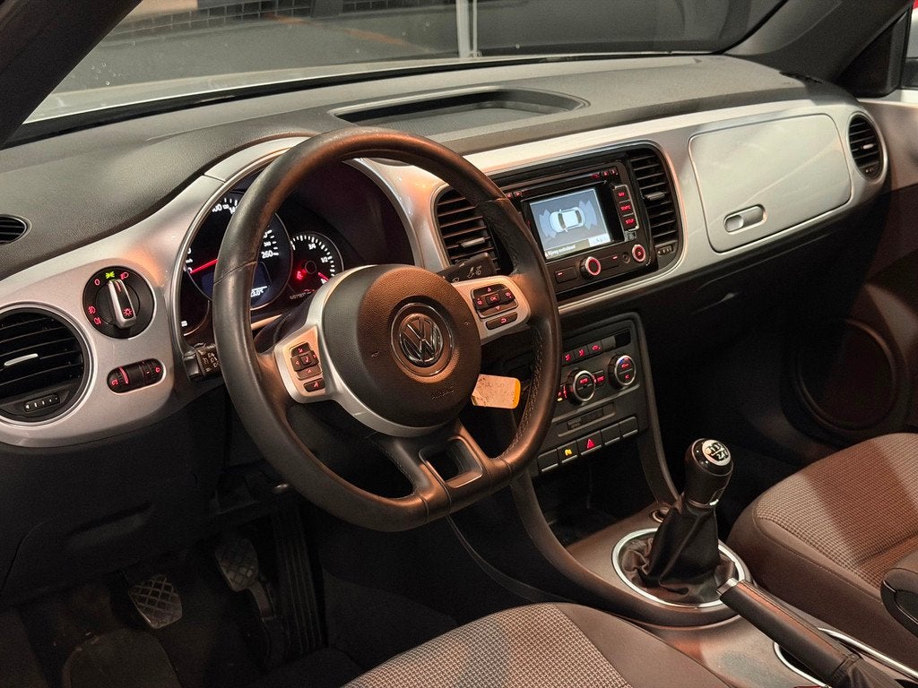 Volkswagen Beetle 1.2 TSI Design 2E-EIG/NAVI/CRUISE/PDC/CLIM, Voorwielaandrijving, Euro 5, Stof, Gebruikt