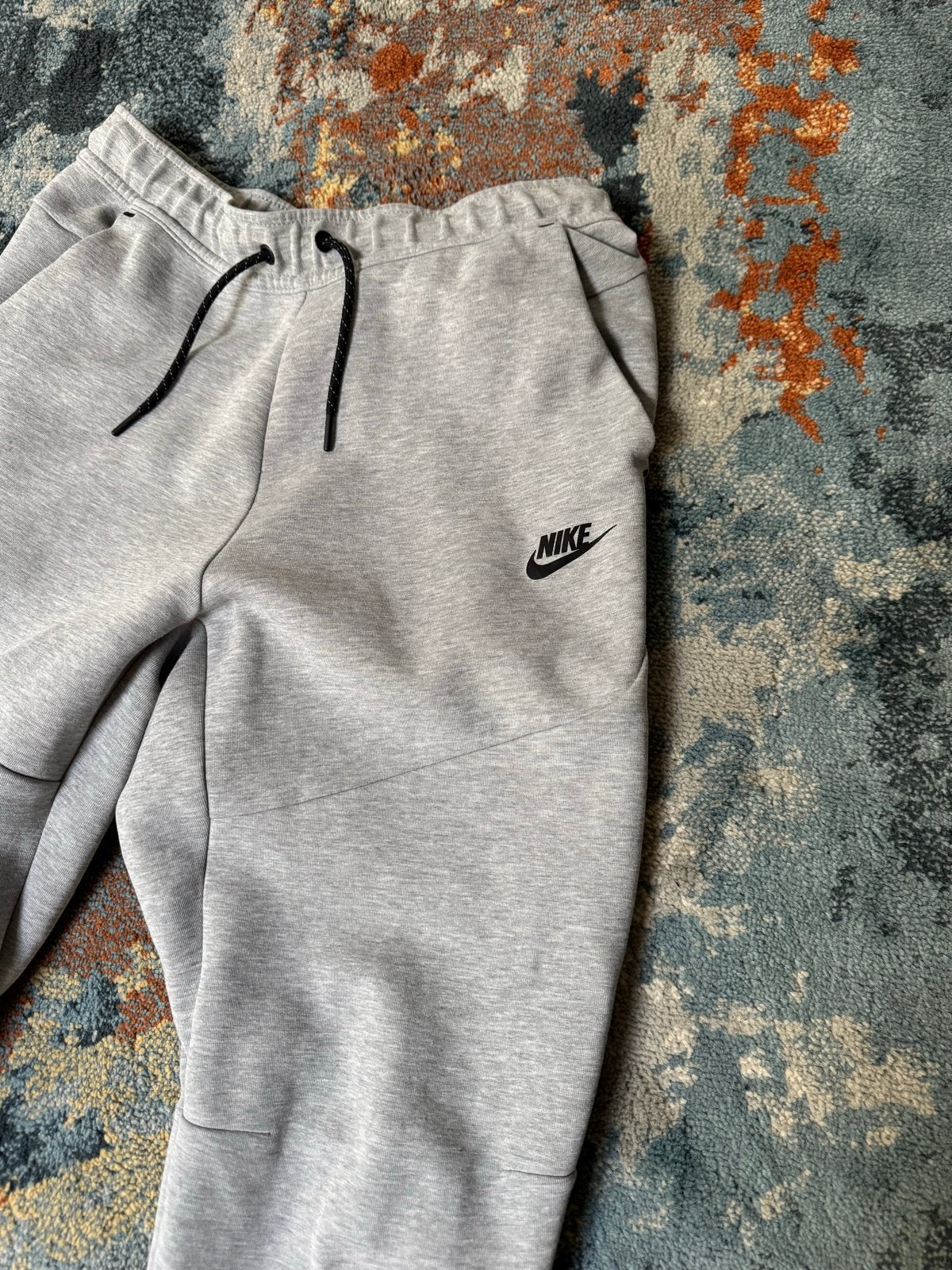 Nike Tech Fleece Joggingbroek Grijs - Maat S, Kleding | Heren, Ophalen, Zo goed als nieuw, Grijs, W32 (confectie 46) of kleiner