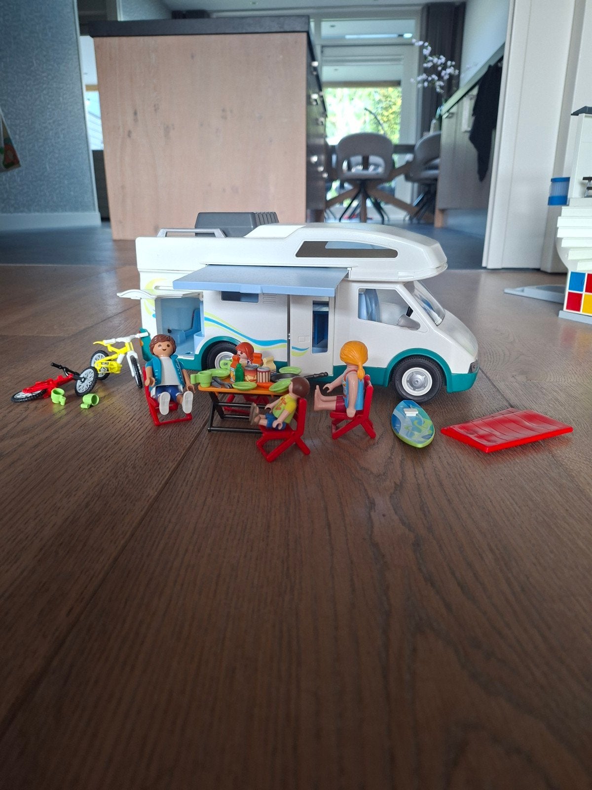 Playmobil Camper met Familie en Accessoires, Ophalen, Zo goed als nieuw, Jongen of Meisje