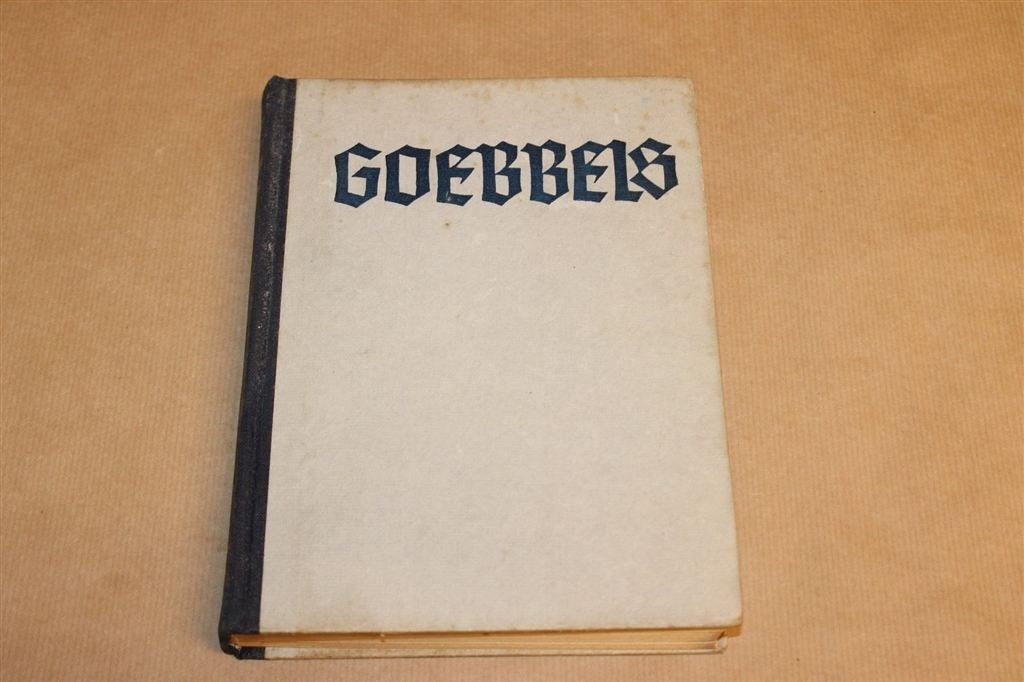 Goebbels — De Man achter Hitler, WOII 1948, Ophalen of Verzenden, Tweede Wereldoorlog, Gelezen, Overige onderwerpen
