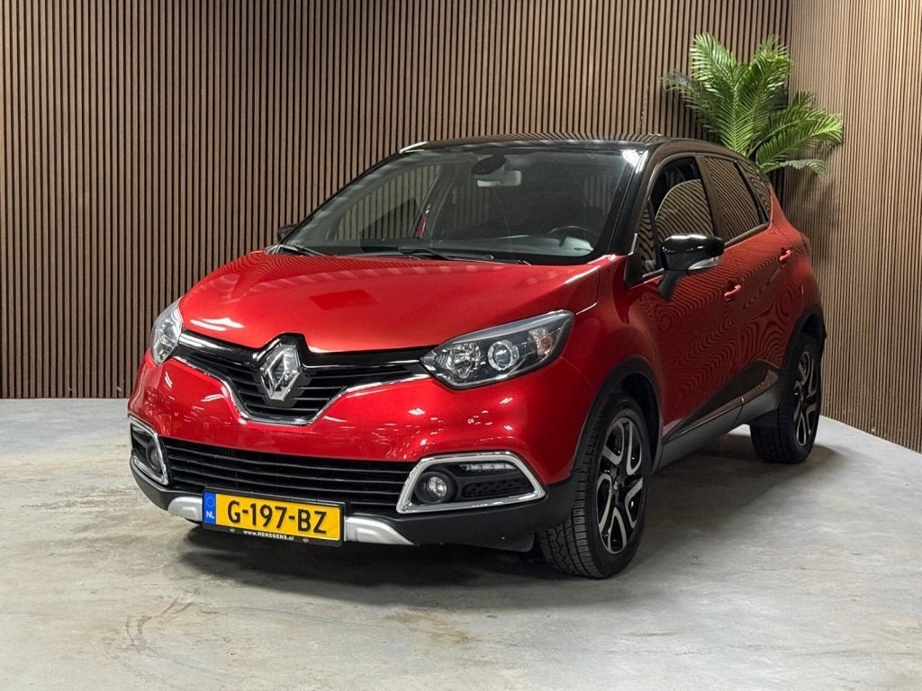 Renault Captur 1.2 TCe Xmod (bj 2015, automaat), Auto's, Automaat, Euro 5, 4 cilinders, Leder