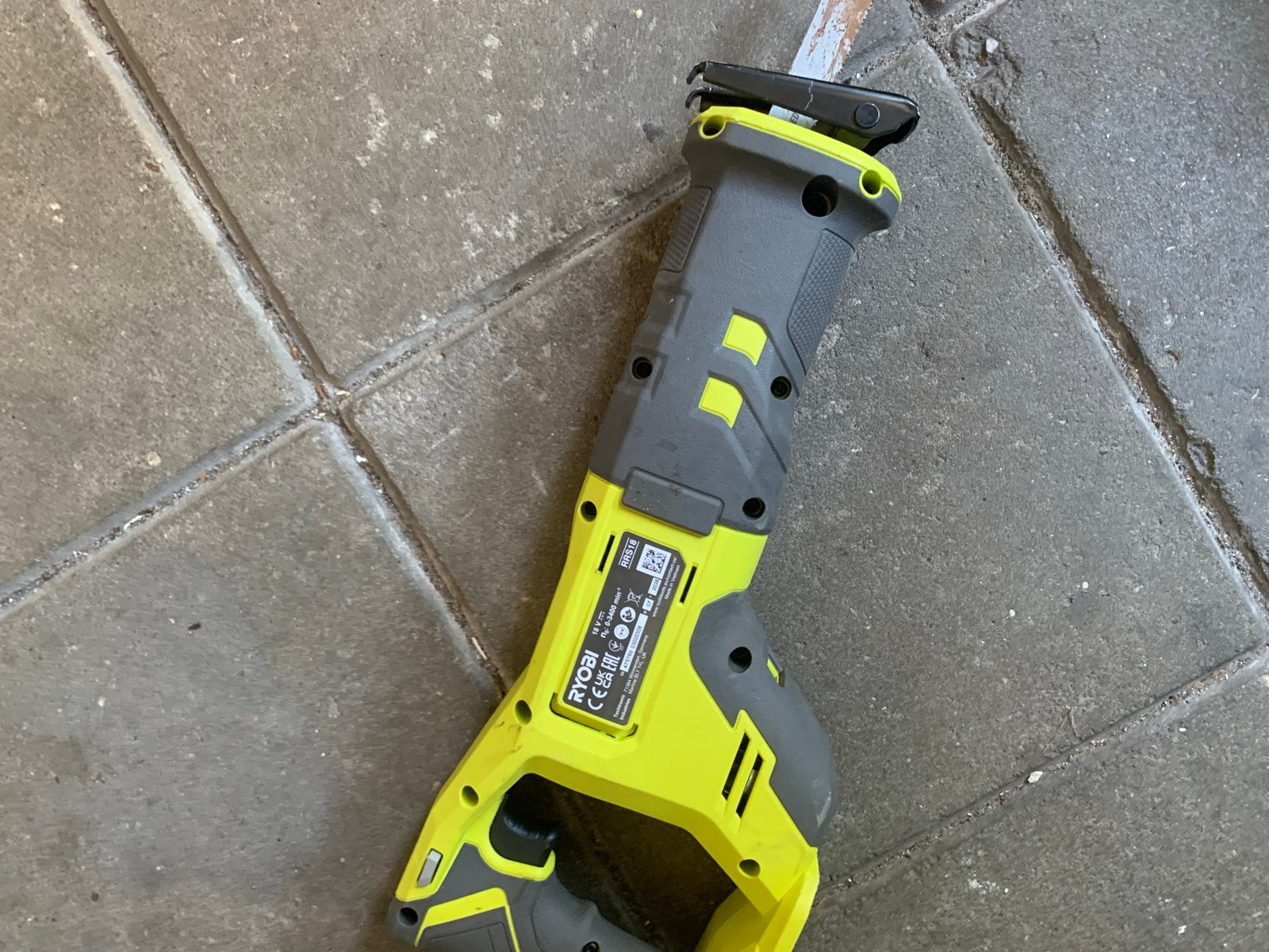 Ryobi Reciprozaag - Zo goed als nieuw, 600 tot 1200 watt, Ophalen of Verzenden, Zo goed als nieuw, 30 tot 70 mm