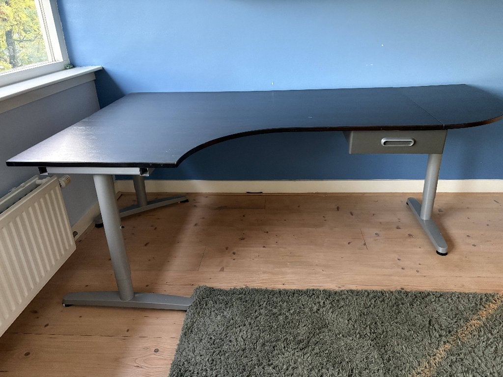 FREE - Large Corner Desk, Zwart, Gebruikt, 120 cm, Spaanplaat of MDF