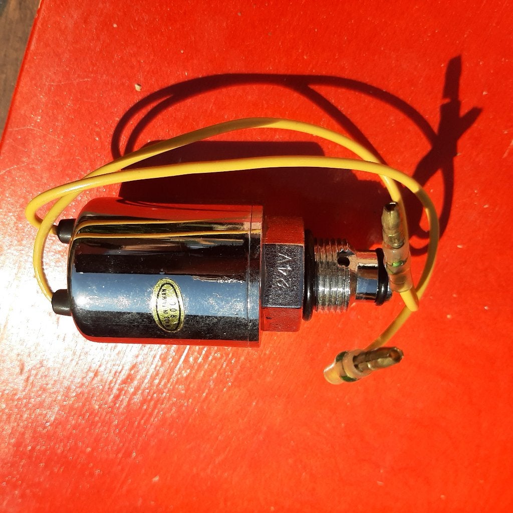 Luchthoornventiel 24 volt nieuw, Ophalen of Verzenden, Nieuw, Motor en Techniek