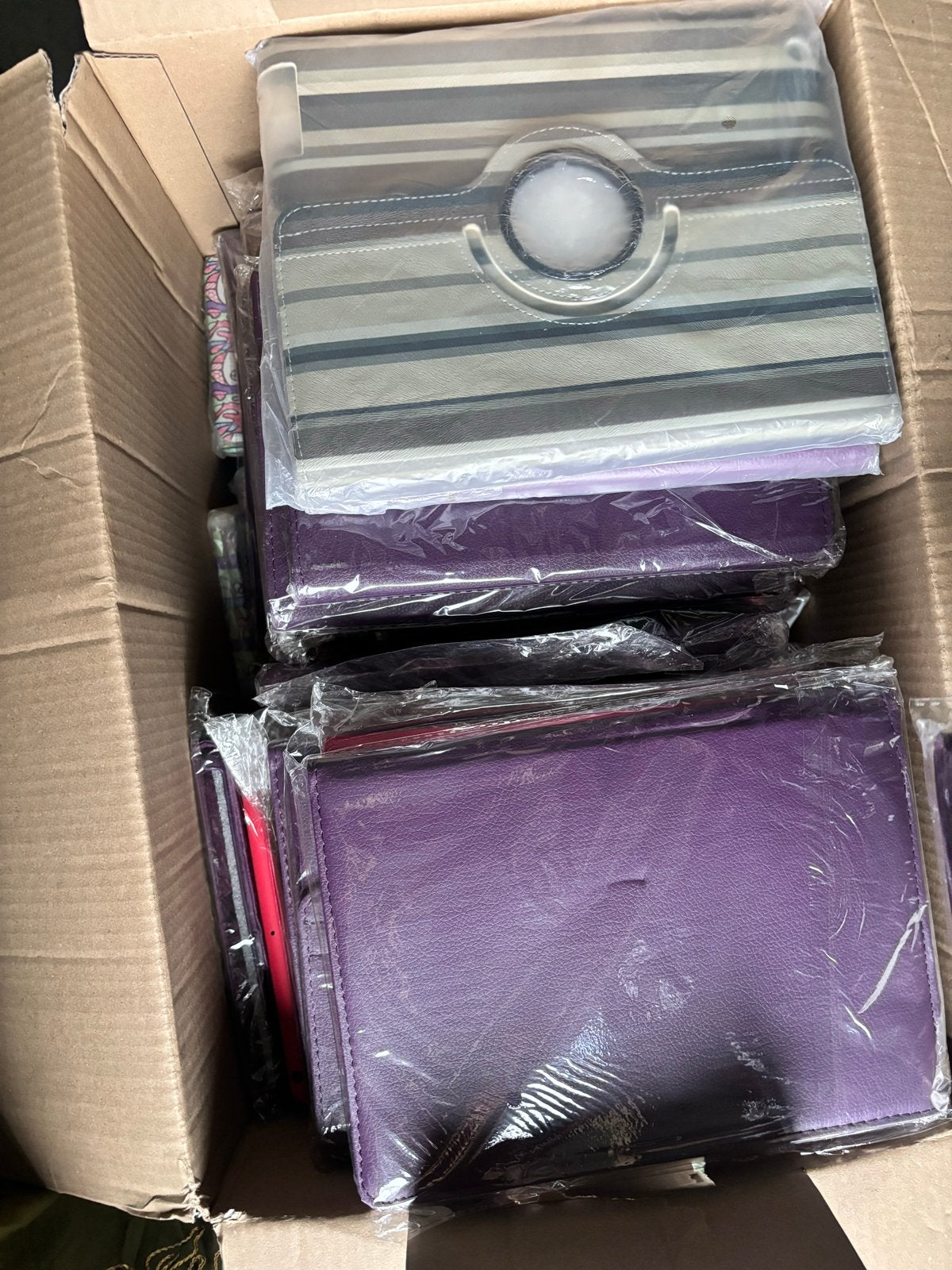 50 Nieuwe iPad Hoesjes - Diverse Soorten en Kleuren, Ophalen, Nieuw, 10 inch, Bescherming voor- en achterkant