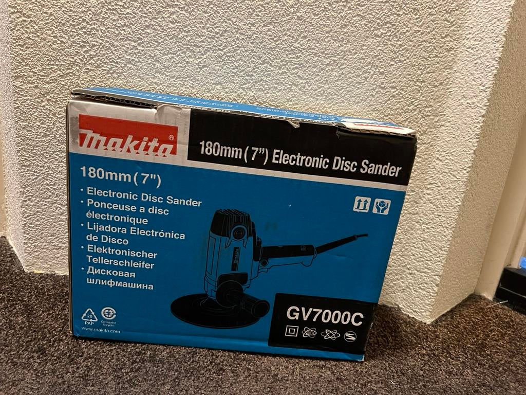 Makita Rotatieschuurmachine GV7000C, 180 mm, 230 V, Ophalen of Verzenden, Nieuw, 600 tot 1200 watt, Excentrische schuurmachine