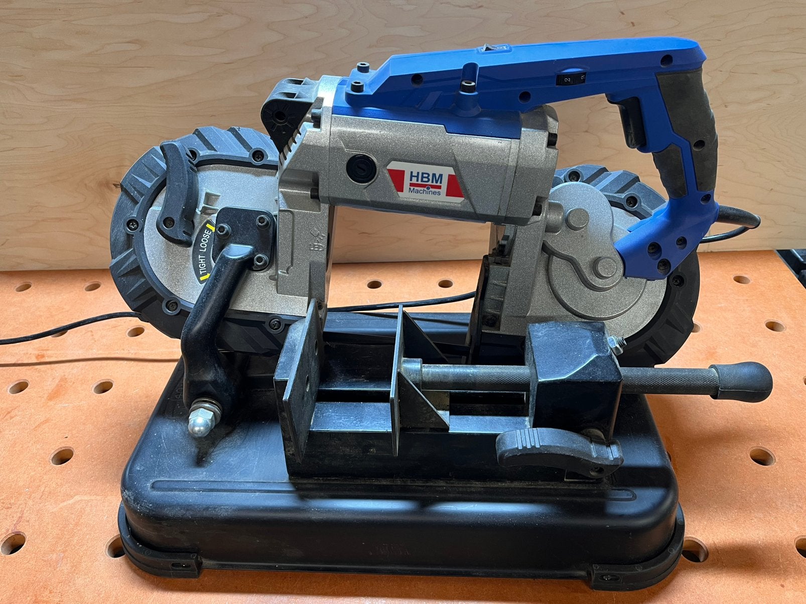 Ijzerzaag van HBM Machines, Ophalen, Gebruikt, 600 tot 1200 watt, 30 tot 70 mm