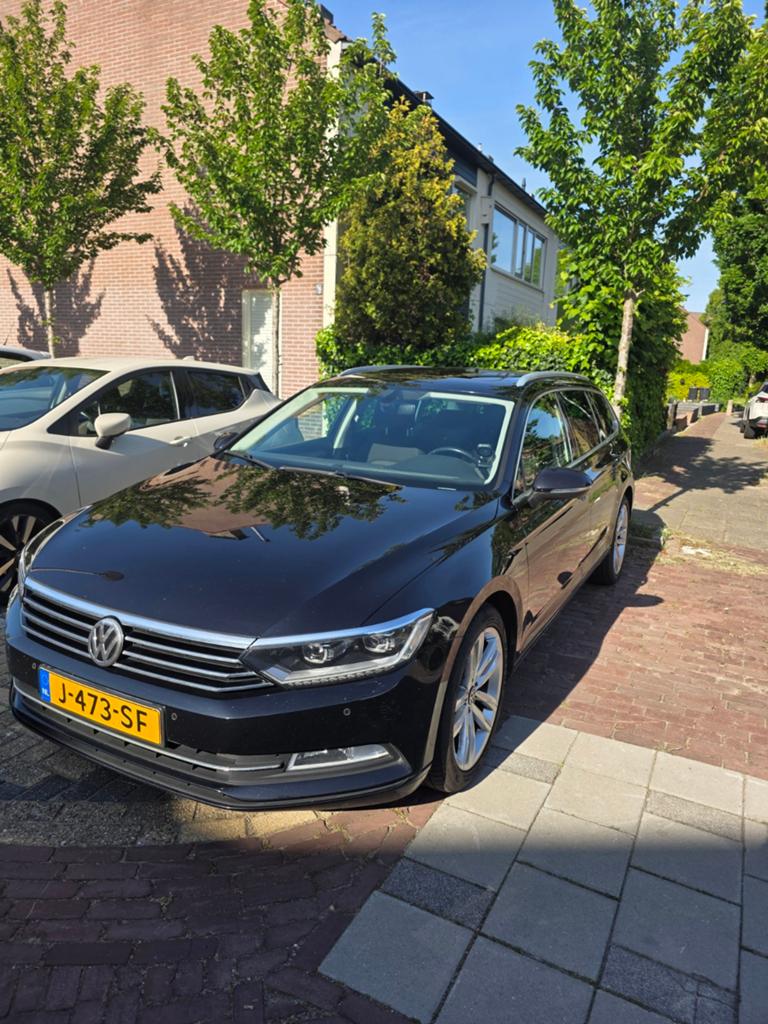Volkswagen Passat 2.0 TDI 110KW Variant 2015 Zwart, Voorwielaandrijving, Euro 6, 4 cilinders, 2000 kg