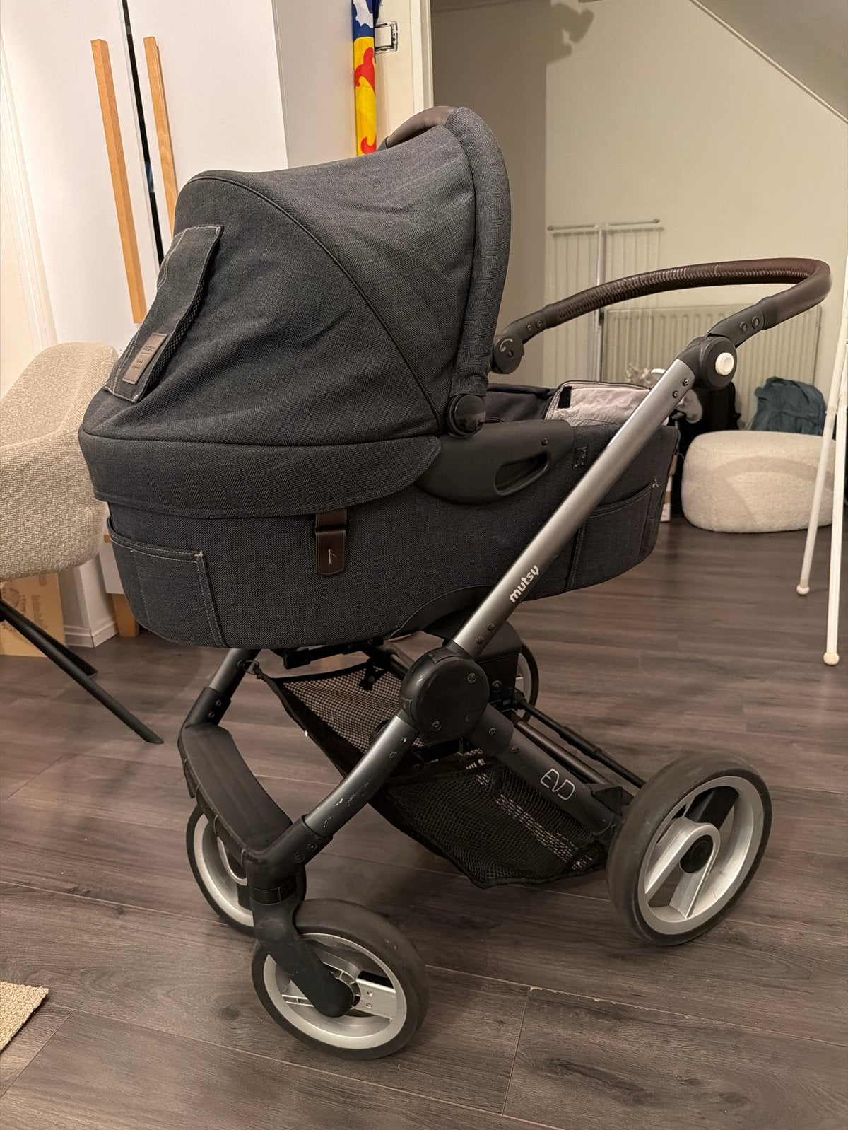 Mutsy Evo Complete Kinderwagen met Adapters en Parasol, Ophalen, Gebruikt, Combiwagen, Met reiswieg