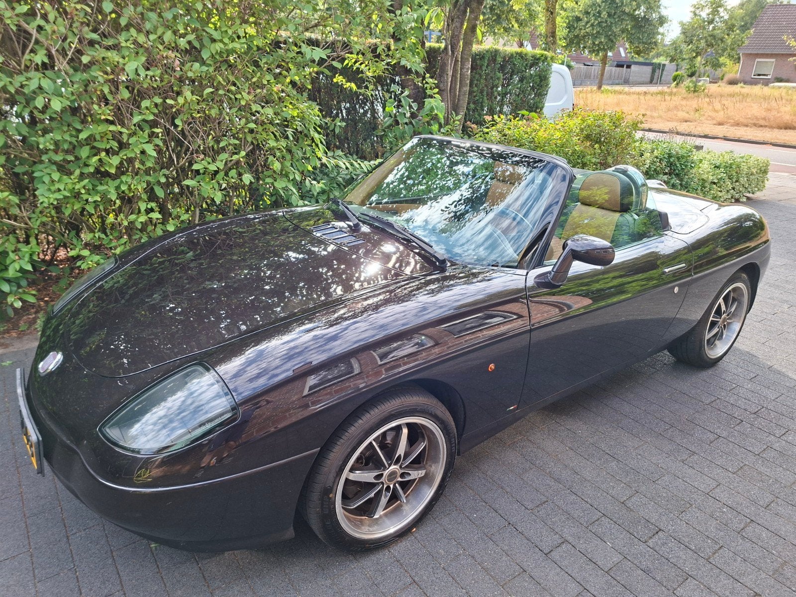 Fiat Barchetta 1.8 16V 2001 Zwart nieuwe apk, Voorwielaandrijving, 450 kg, 40 €/maand, 4 cilinders