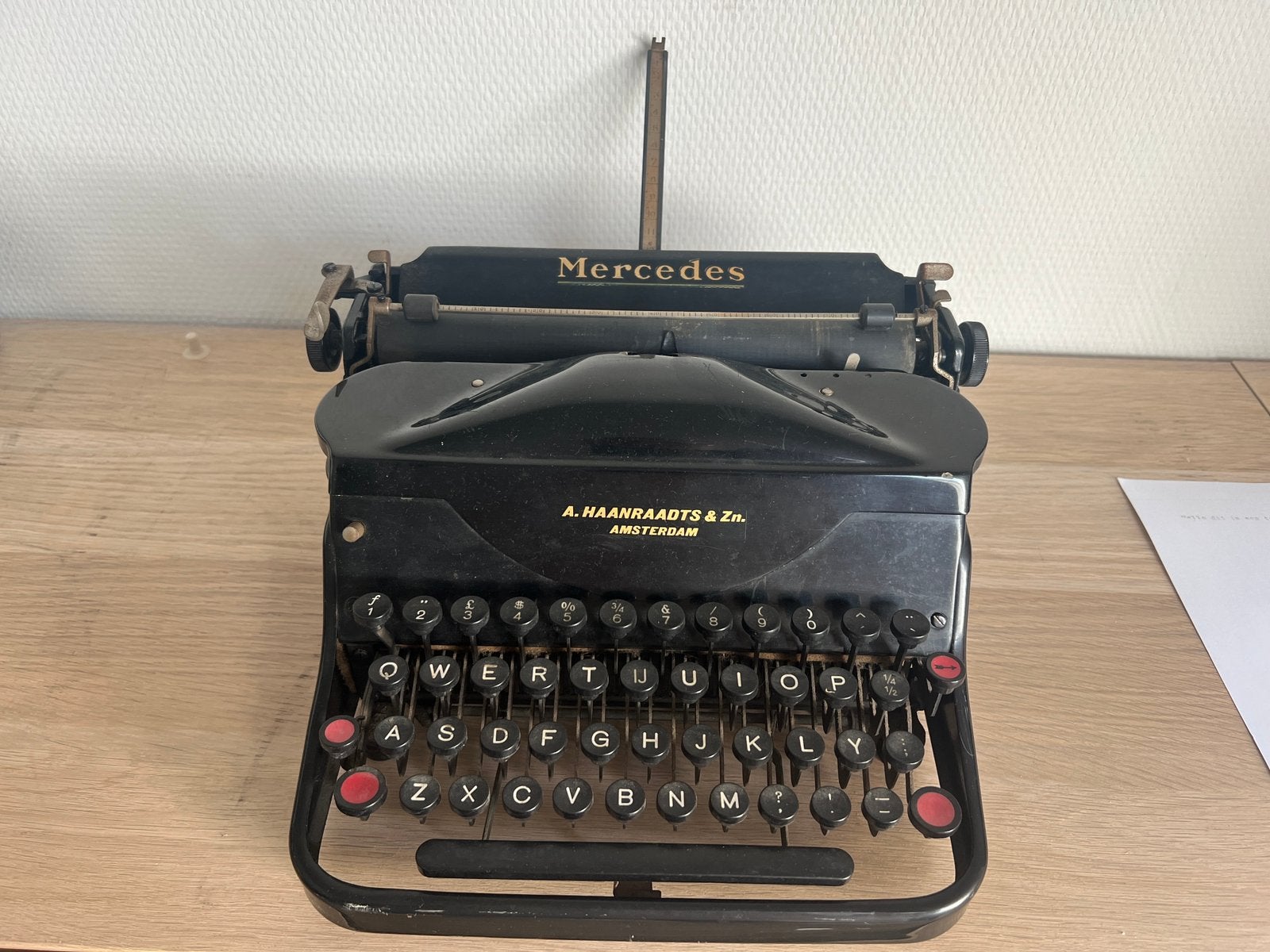 Mooie Mercedes typemachine zonder koffer, Diversen, Typemachines, Verzenden, Gebruikt