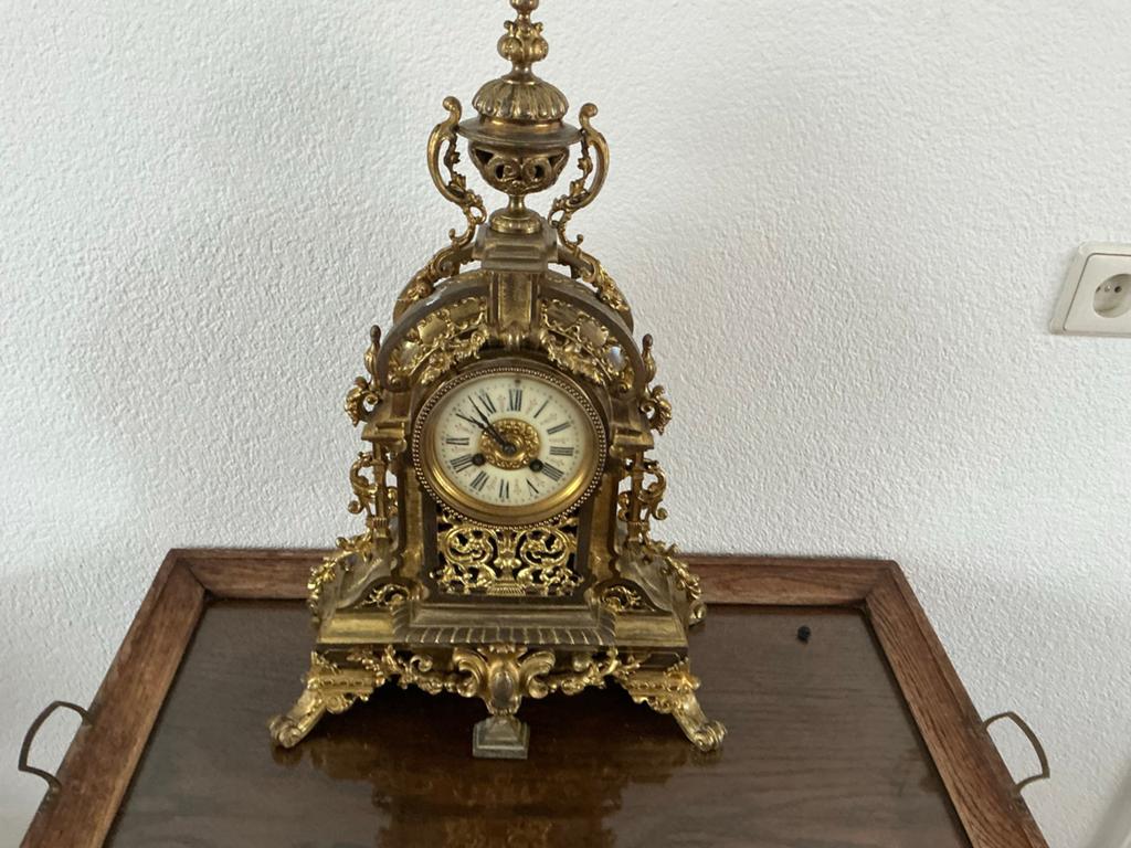 Antieke bronzen tafelklok, ongepoetst, Ophalen of Verzenden