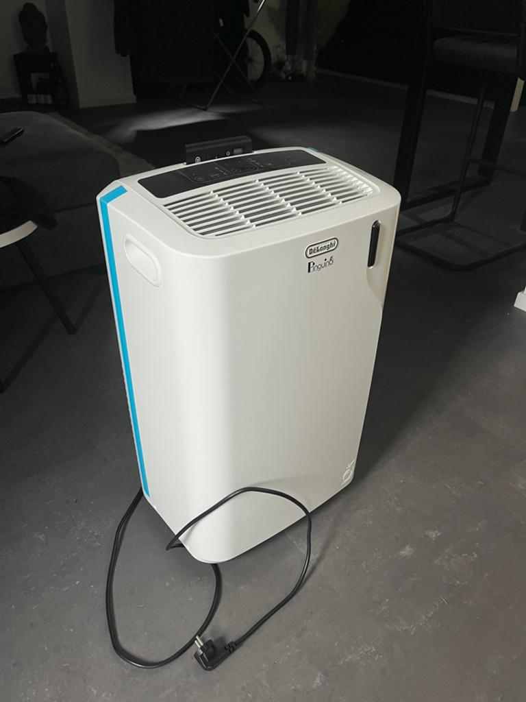 Mobile airco  DeLonghi   3 keer gebruikt, Ophalen, Minder dan 60 m³, 3 snelheden of meer, Zo goed als nieuw