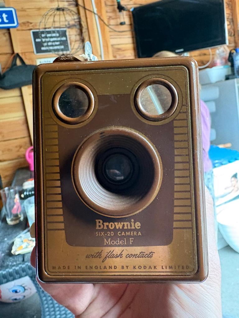 Kodak Brownie Six-20 Camera Model F – Vintage boxcamera, Ophalen, Compact, Kodak