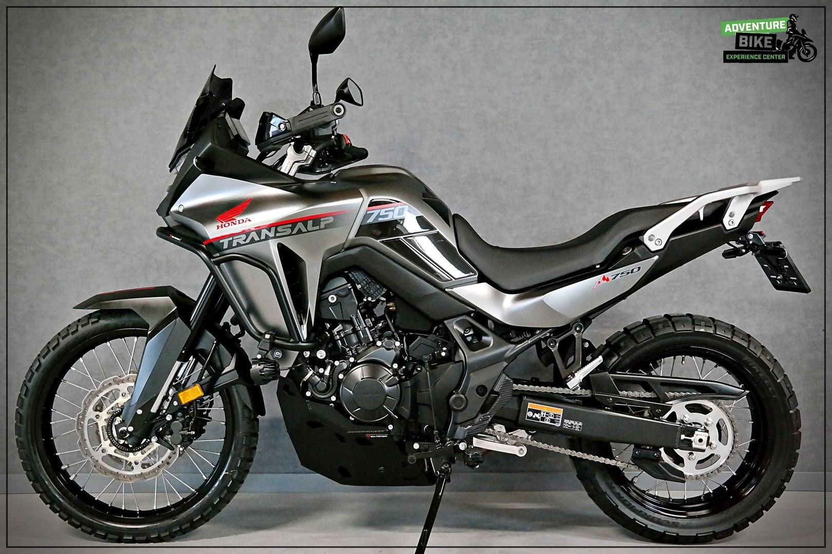 HONDA XL 750 TRANSALP (bj 2024) NIEUWSTAAT / 1e Eig., 2 cilinders, HONDA, Bedrijf, Onbekend