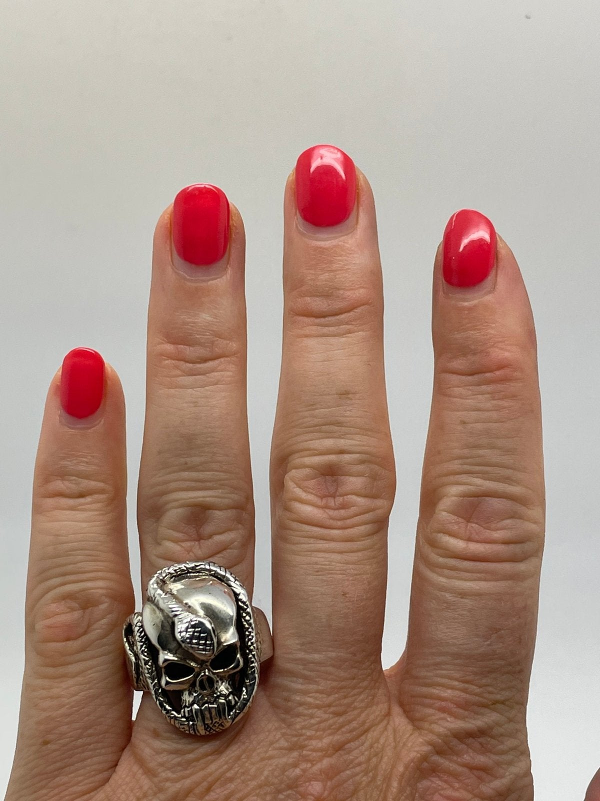 F630 Prachtige massief zilveren skull ring snake maat 20,5, 20 of groter, Ophalen of Verzenden, X, Dame of Heer