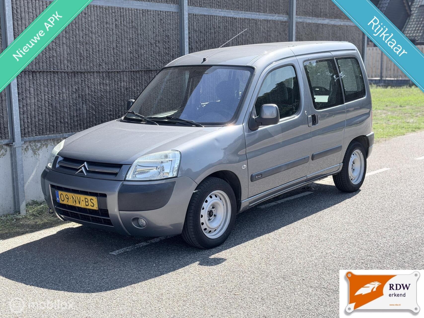 Citroen Berlingo combi 1.6i Multispace NAP/AIRCO/NWE APK/CRU, Auto's, Voorwielaandrijving, Stof, Gebruikt, 4 cilinders