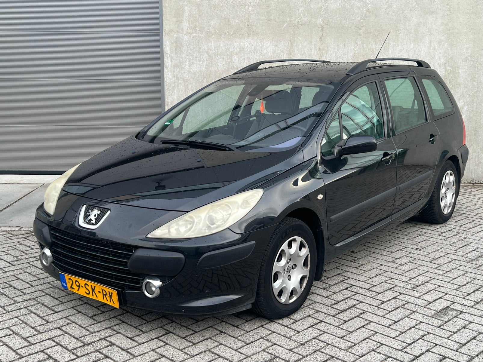 Zwarte Peugeot 307 1.6 2006 Station 109PK/NieuweAPK/NAP!, Stof, Zwart, 4 cilinders, Zwart