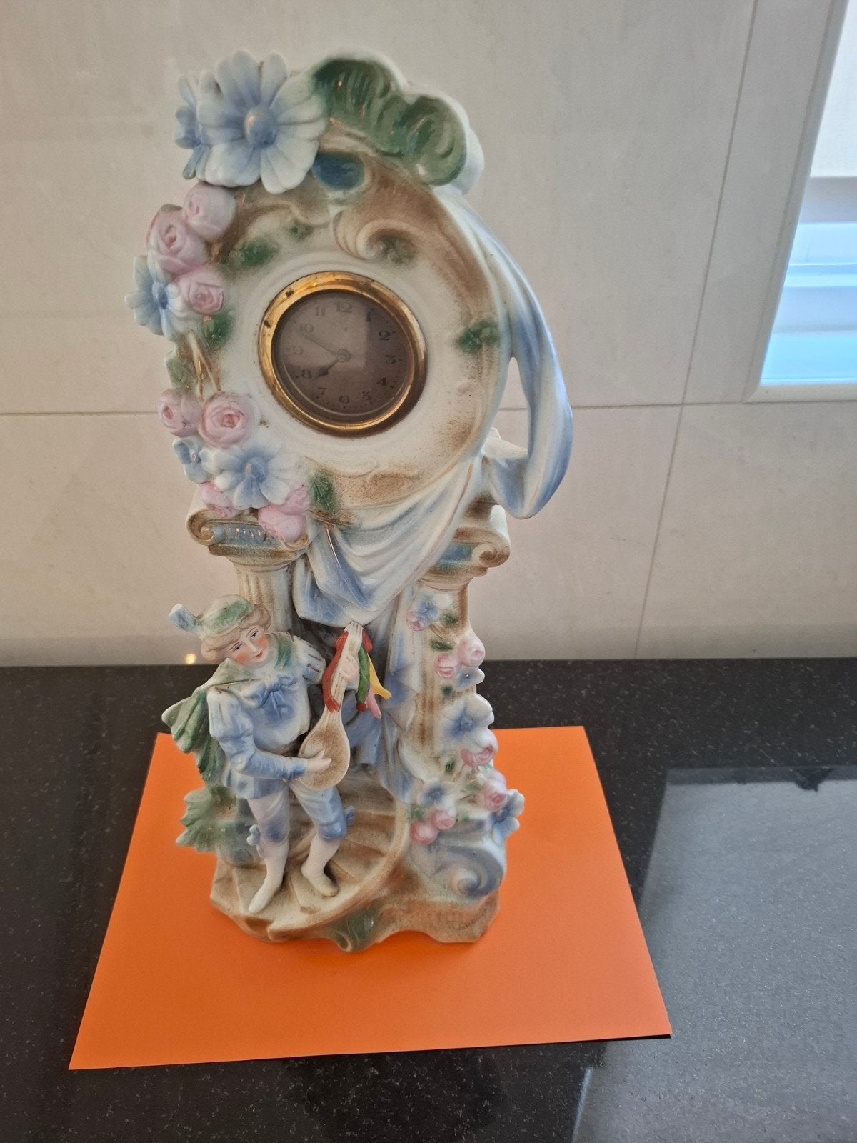 Antieke Porseleinen Klok met Figuren, Antiek en Kunst, Ophalen of Verzenden