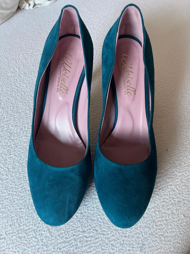 Suede petrol pumps Noiselle by EH maat 39, Kleding | Dames, Schoenen, Ophalen of Verzenden, Zo goed als nieuw, Groen, Pumps