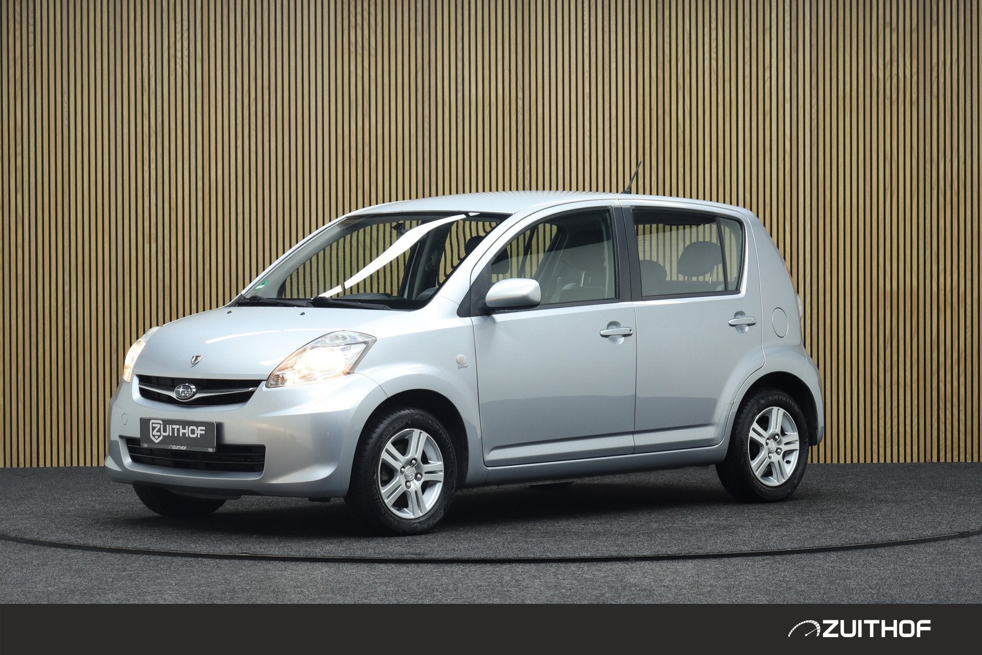 Subaru Justy 1.0 Black & White Airco | Lederen bekleding |, Auto's, Gebruikt, Met garantie (alle), Bedrijf, Handgeschakeld