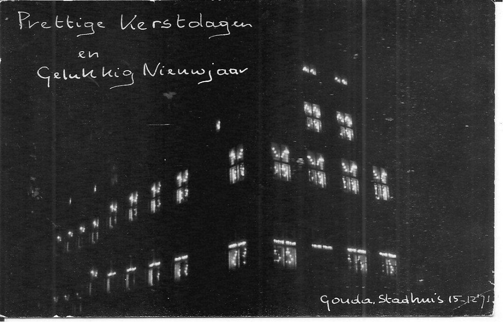 Oude Kerstkaart Gouda Stadhuis 1971, Verzamelen, Ophalen of Verzenden, 1960 tot 1980, Gelopen, Zuid-Holland