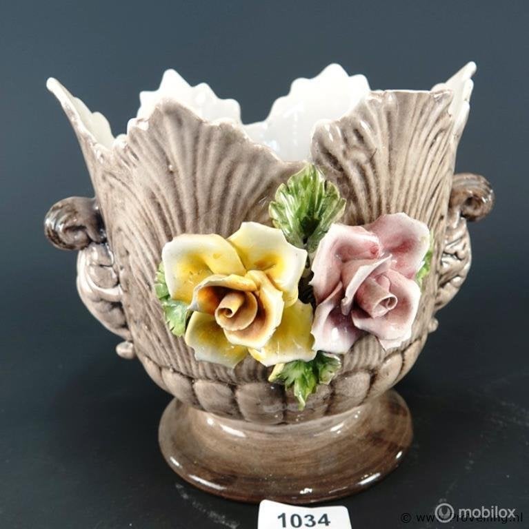 Online Veiling: Vintage Italiaanse cache-pot van Bassano ...