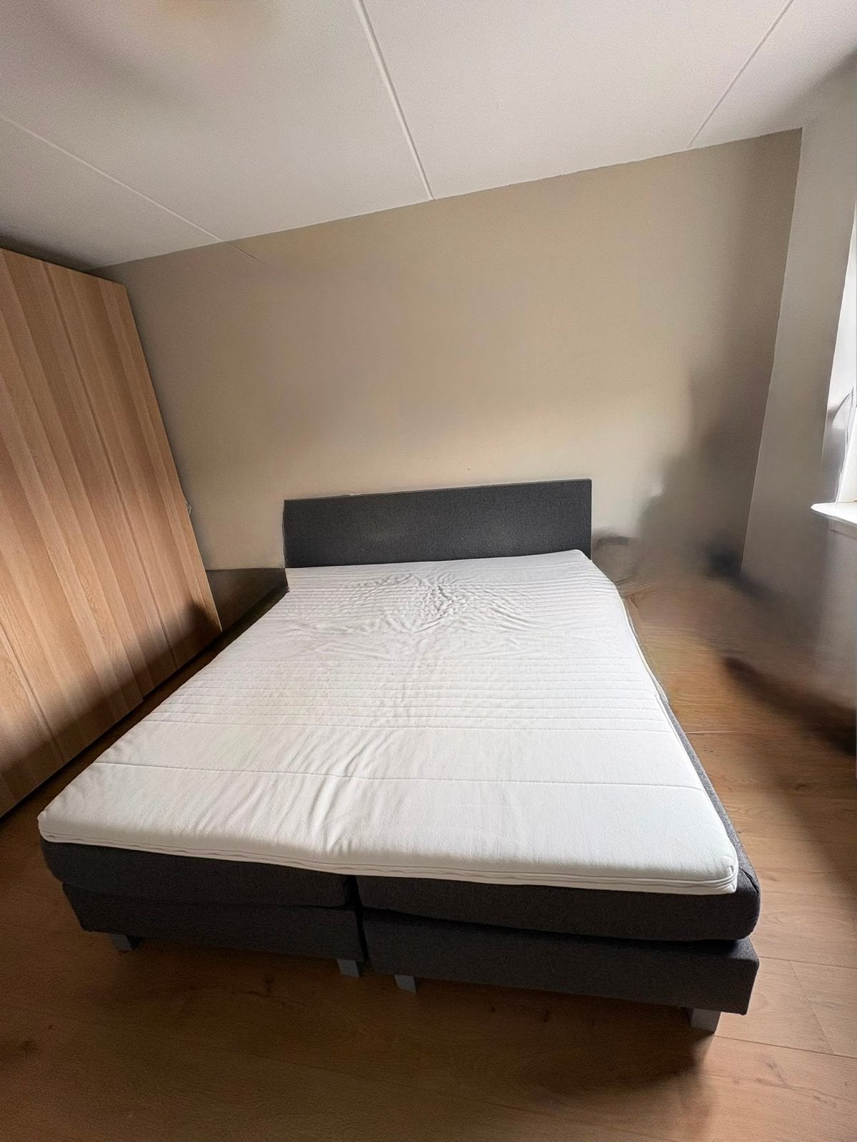 Boxspring met hoofdbord en topmatras 180x200, Ophalen, Gebruikt, Tweepersoons, 180 cm