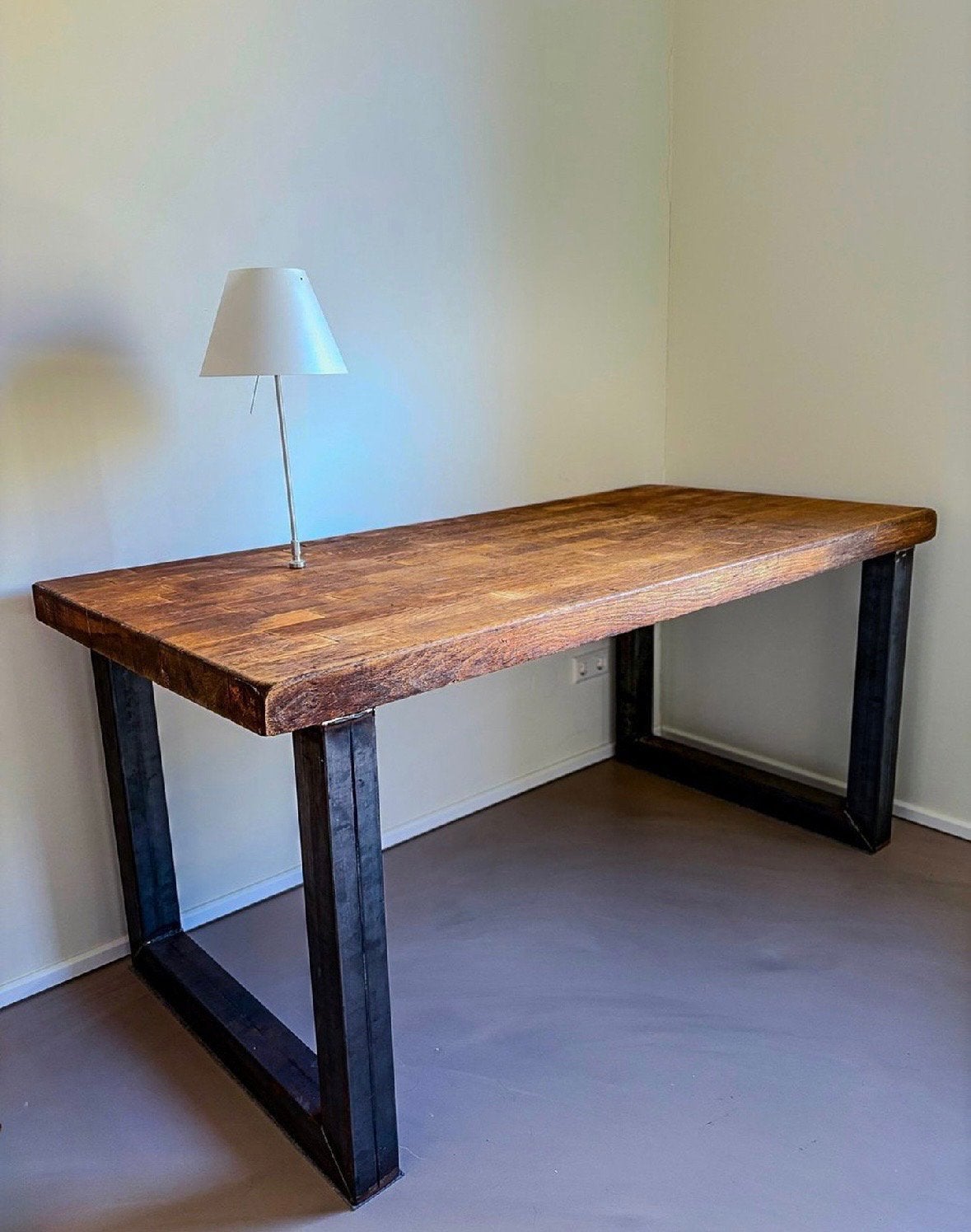 Solid oak wood desk, Ophalen, Gebruikt, Hout, 170 cm